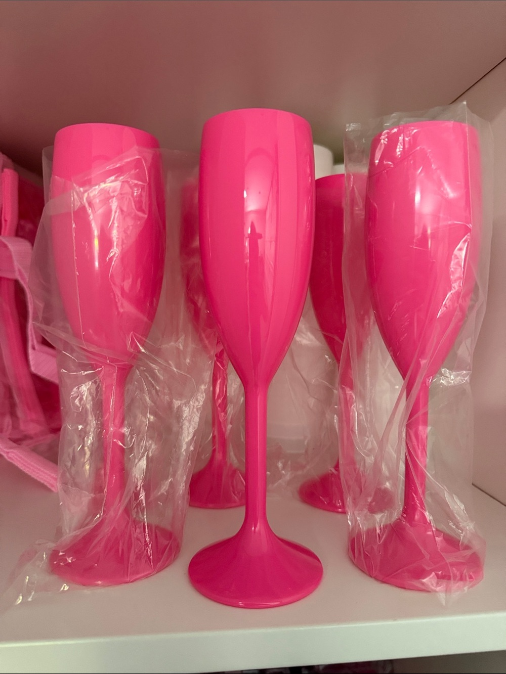 Pink acrylic Champagne Flutes - Set of 6